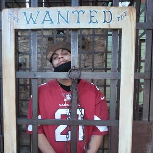 Meet your Posher, Robert